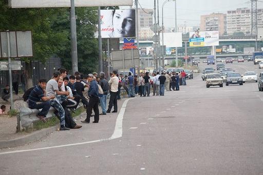 Обо всем - Рынок рабов на Ярославке